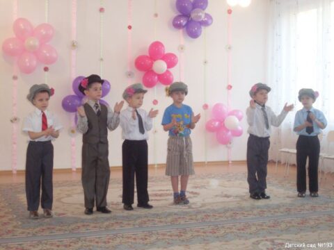 Муравьишки поют для девчат